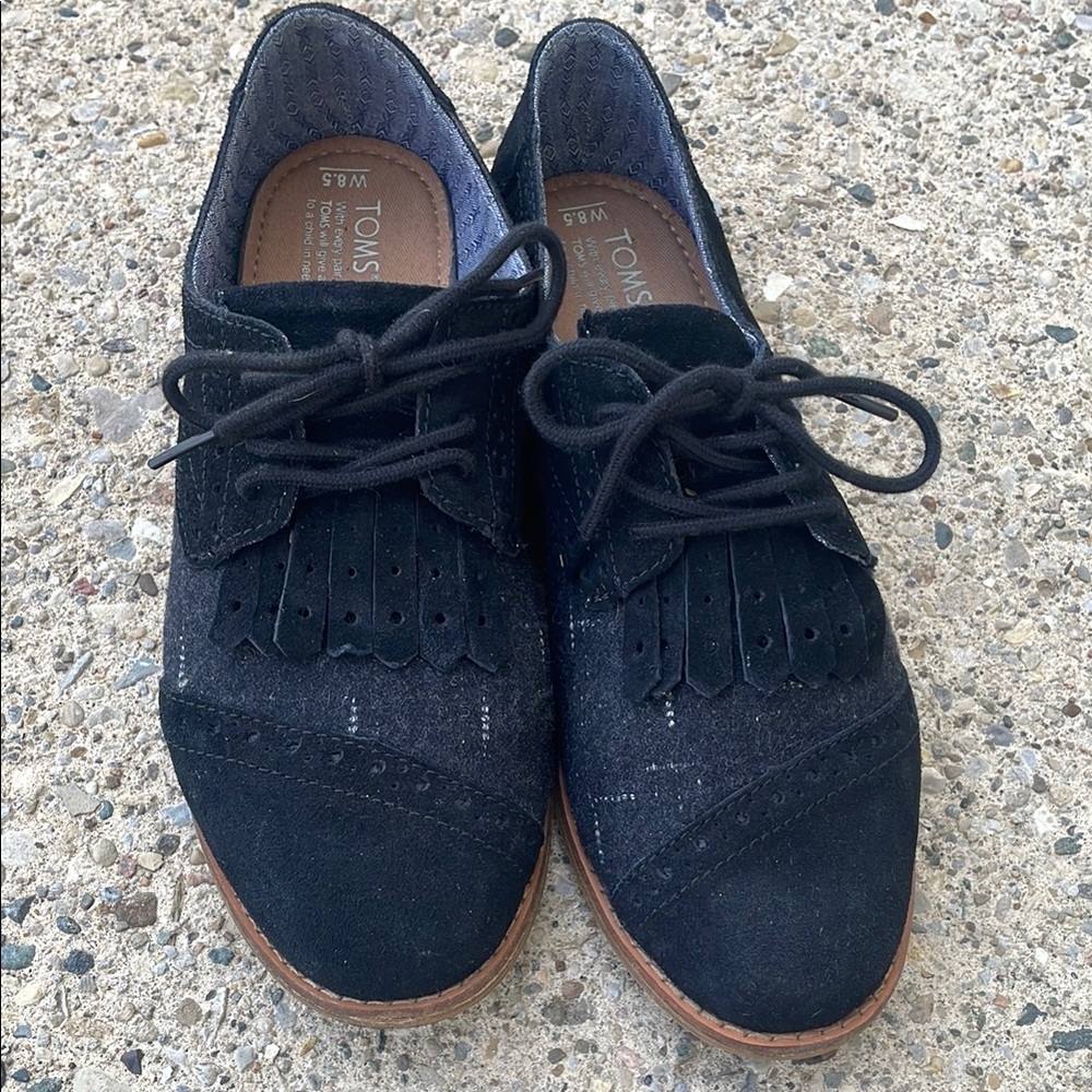 TOMS Black Suede Oxford Shoes size 8.5